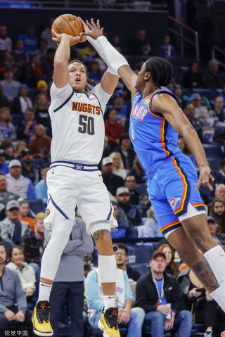 激烈的德甲 激烈的德甲