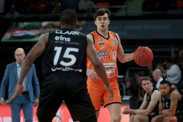 这场比赛引 这场比赛引